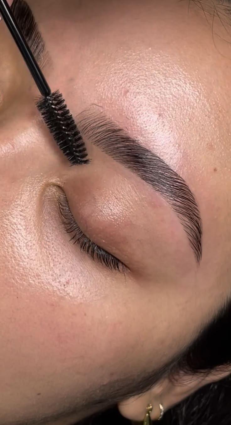 Brow Lamination 